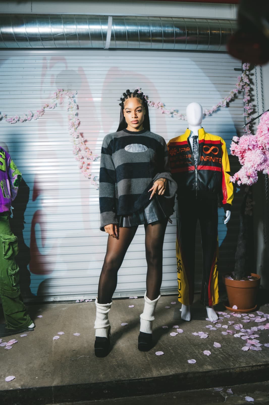 Fashion show — full body